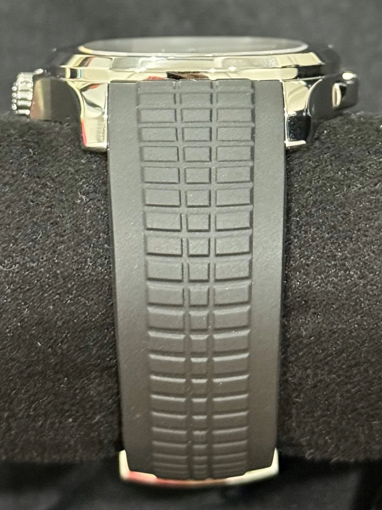 Patek Philippe Aquanaut Steel Travel Time Black Dial 5164A-001 | 2021 | 40mm - Image 5