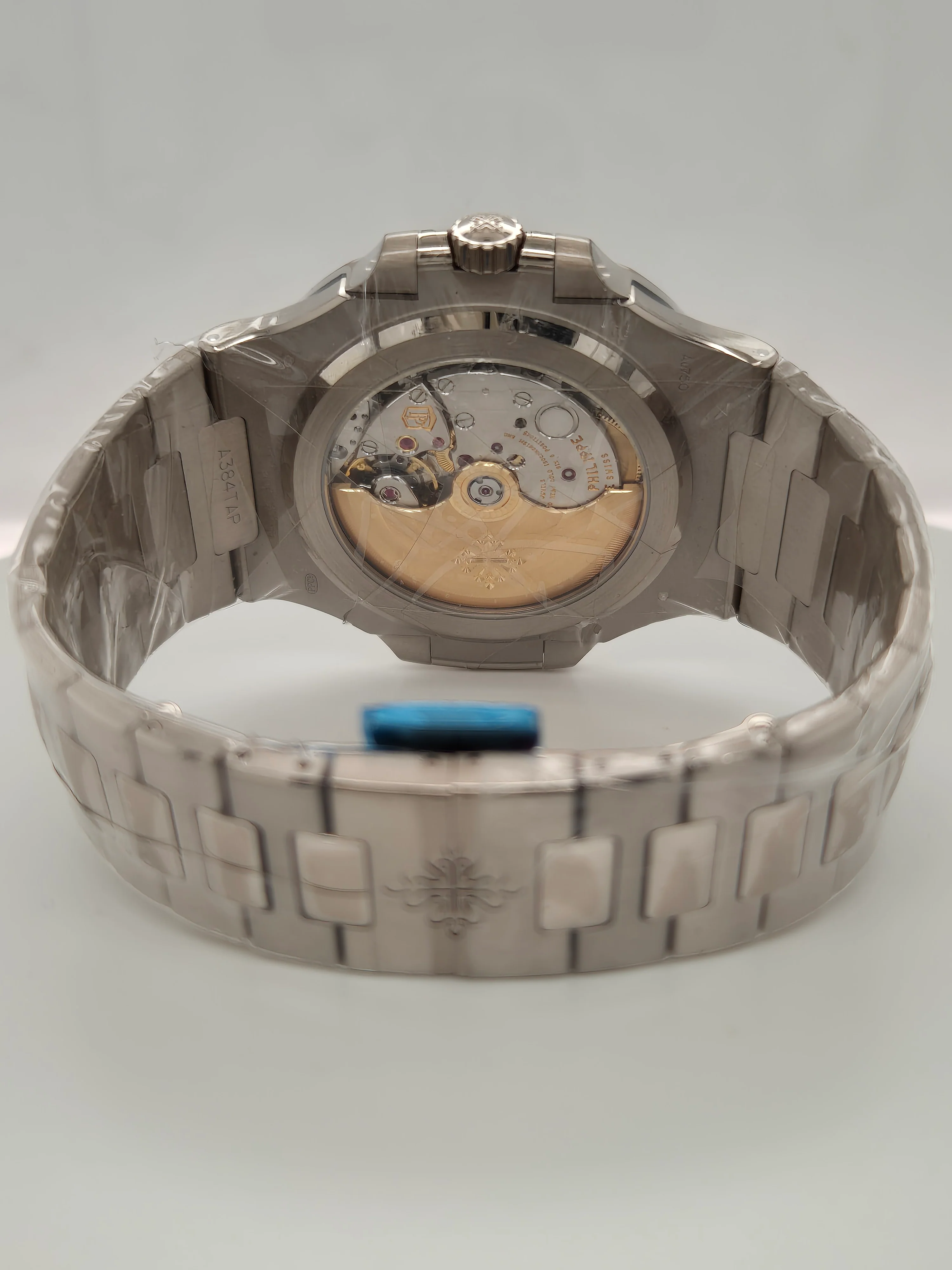 Patek Philippe Nautilus White Gold 5811/1G-001 | 2024 | 41mm - Image 3