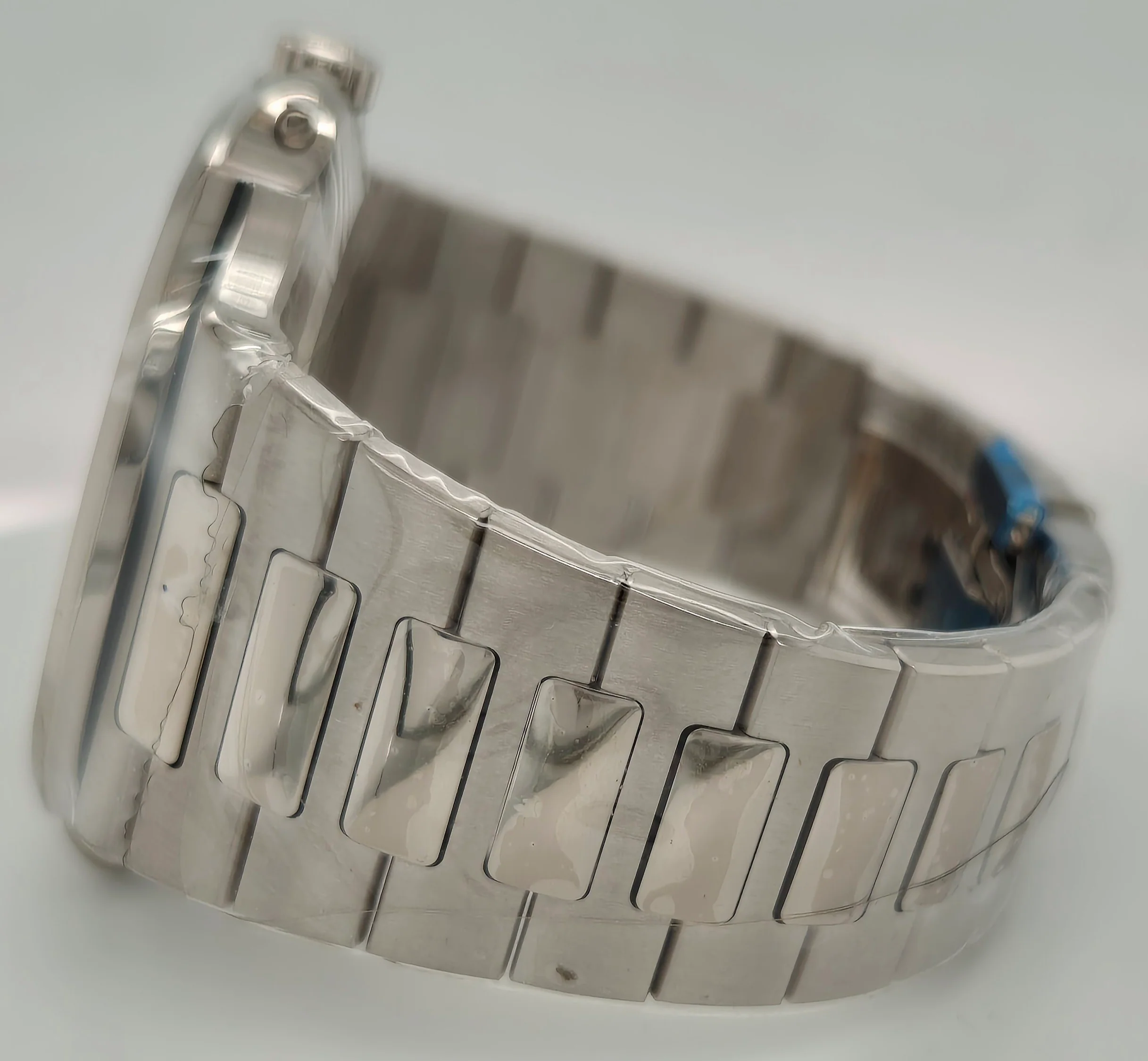 Patek Philippe Nautilus White Gold 5811/1G-001 | 2024 | 41mm - Image 4