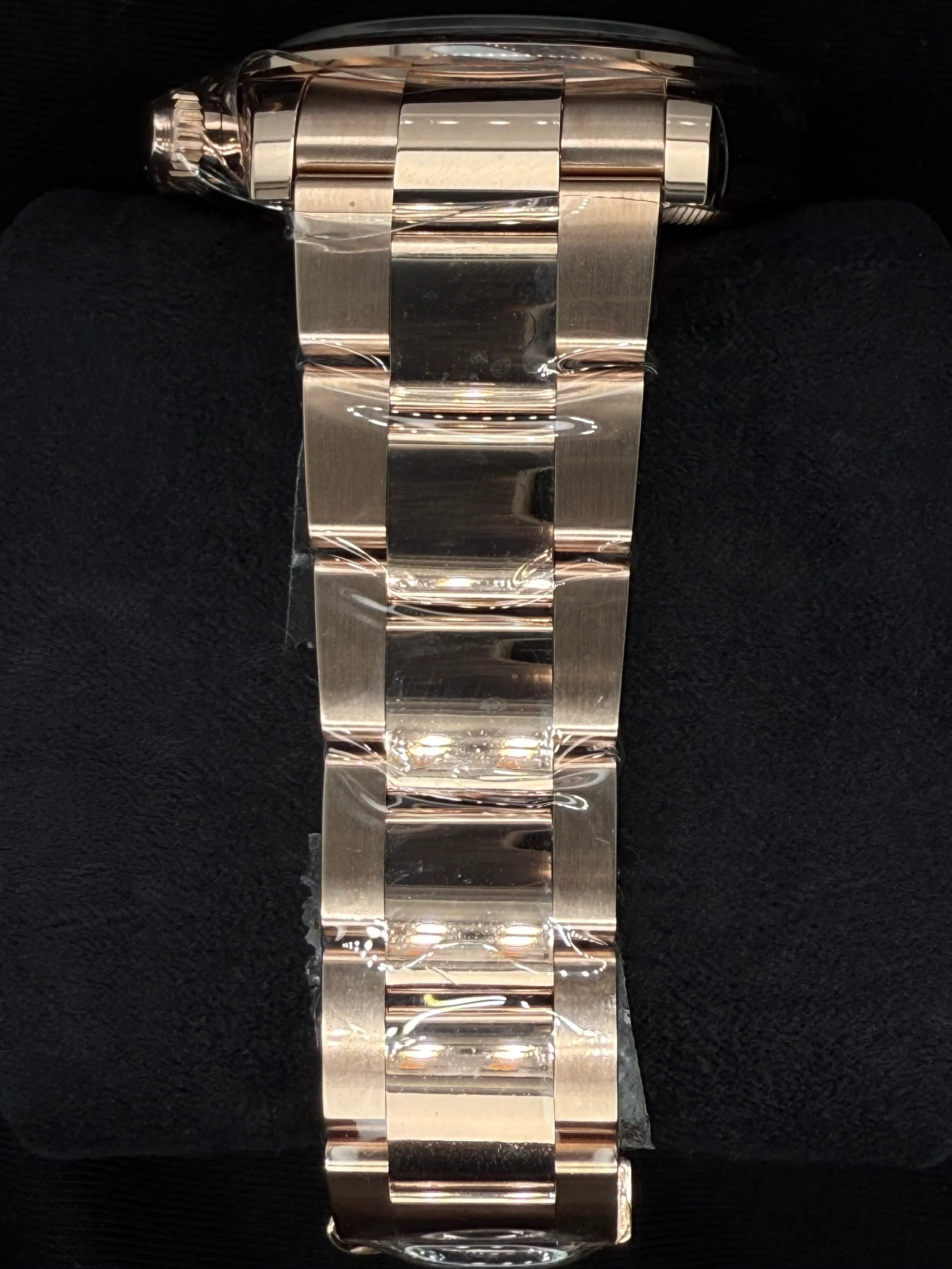 Rolex Cosmograph Daytona 18ct Everose Gold Sundust and Black Index Dial 126505 | 2025 | 40mm - Image 4