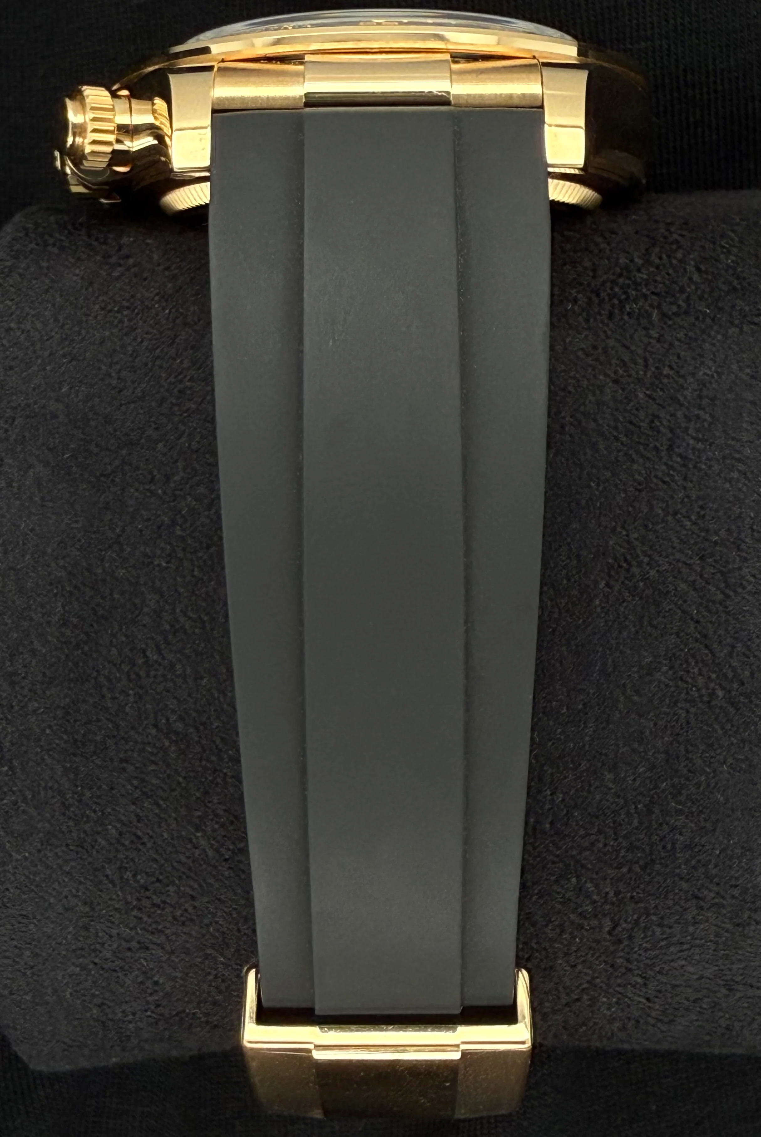 Rolex Cosmograph Daytona Yellow Gold White Dial with Gold Index Dials Oysterflex 126518LN | 2024 | 40mm - Image 4