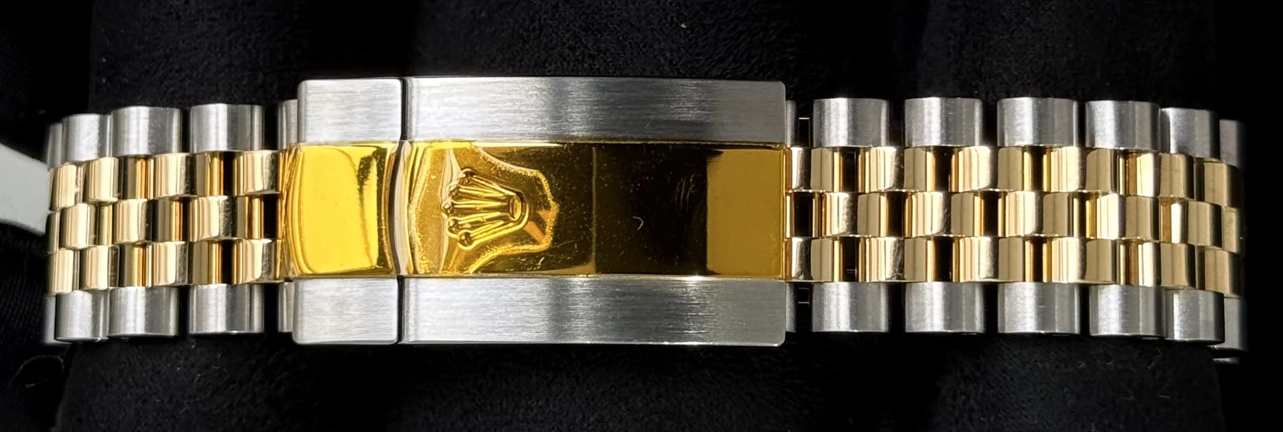 Rolex Datejust 36 Two Tone Yellow Gold Black Diamond Dial 126233 | 2026 | 36mm - Image 6