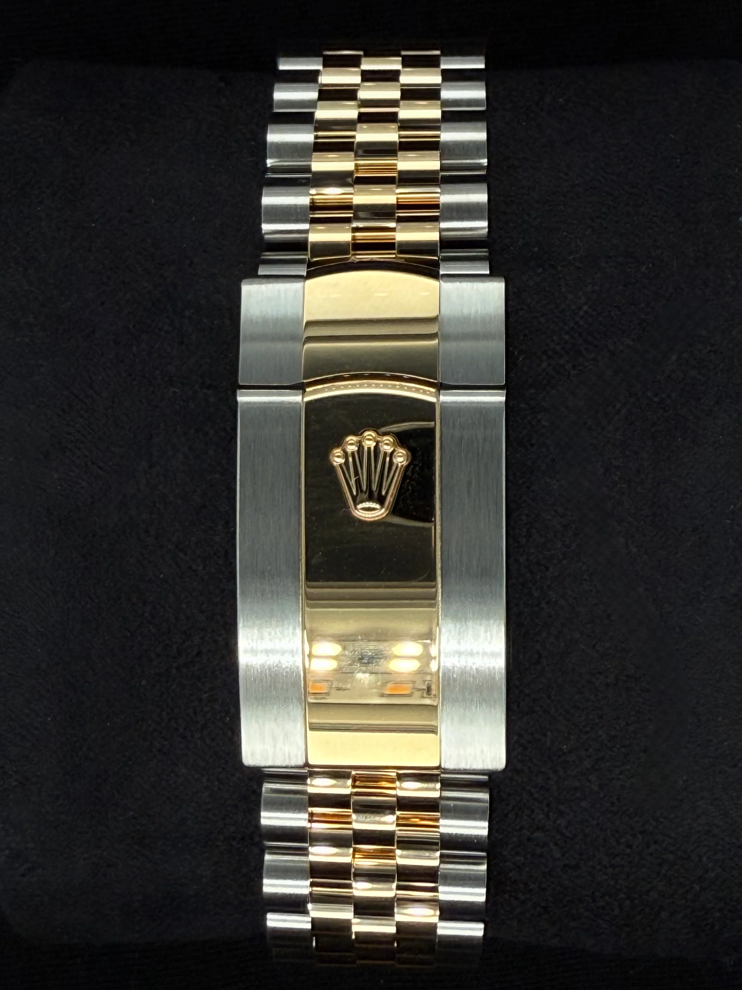 Rolex Datejust 41 Two Tone Black Diamond Dial Jubilee 126333 | 2025 | 41mm - Image 6