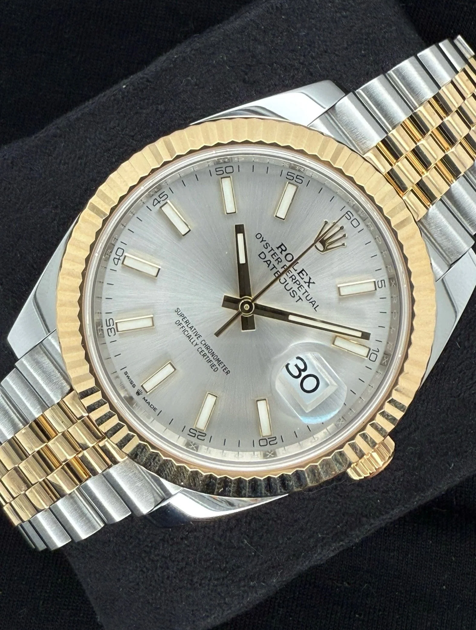 Rolex Datejust 41 Two Tone Yellow Gold Silver Dial 126333 | 2021 | 41mm - Image 3