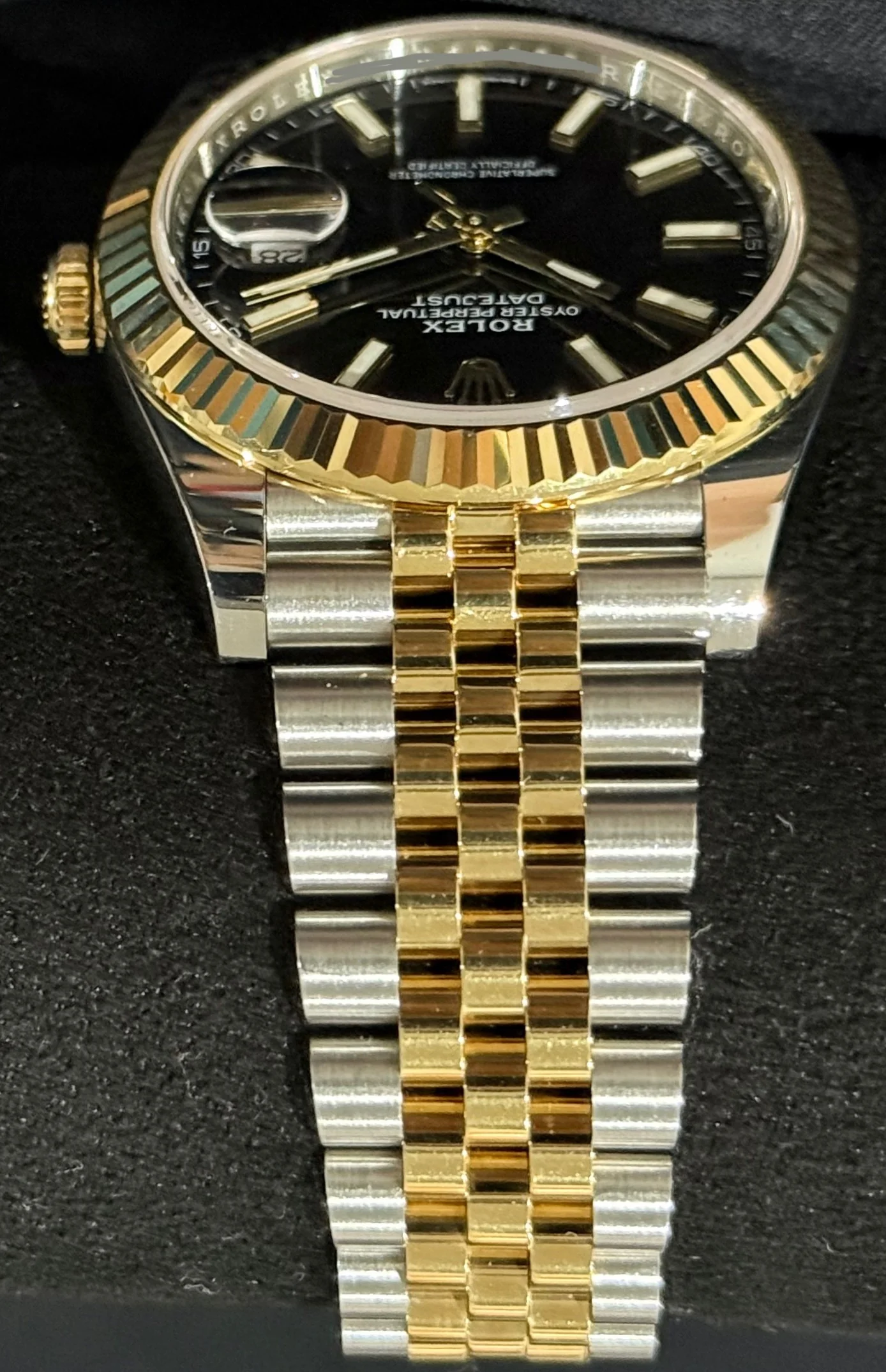 Rolex Datejust 41 Two Tone Yellow Gold with Black 'Sticks' Dial Jubilee 126333 | 2025 | 41mm - Image 5