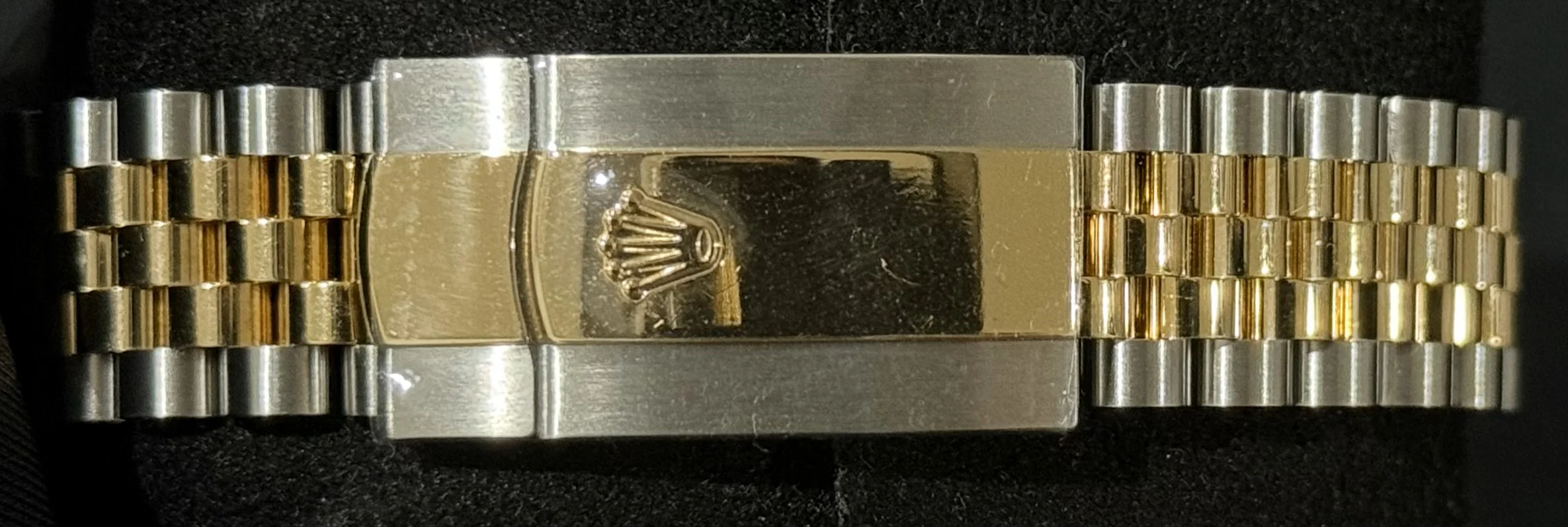 Rolex Datejust 41 Two Tone Yellow Gold with Black 'Sticks' Dial Jubilee 126333 | 2025 | 41mm - Image 6