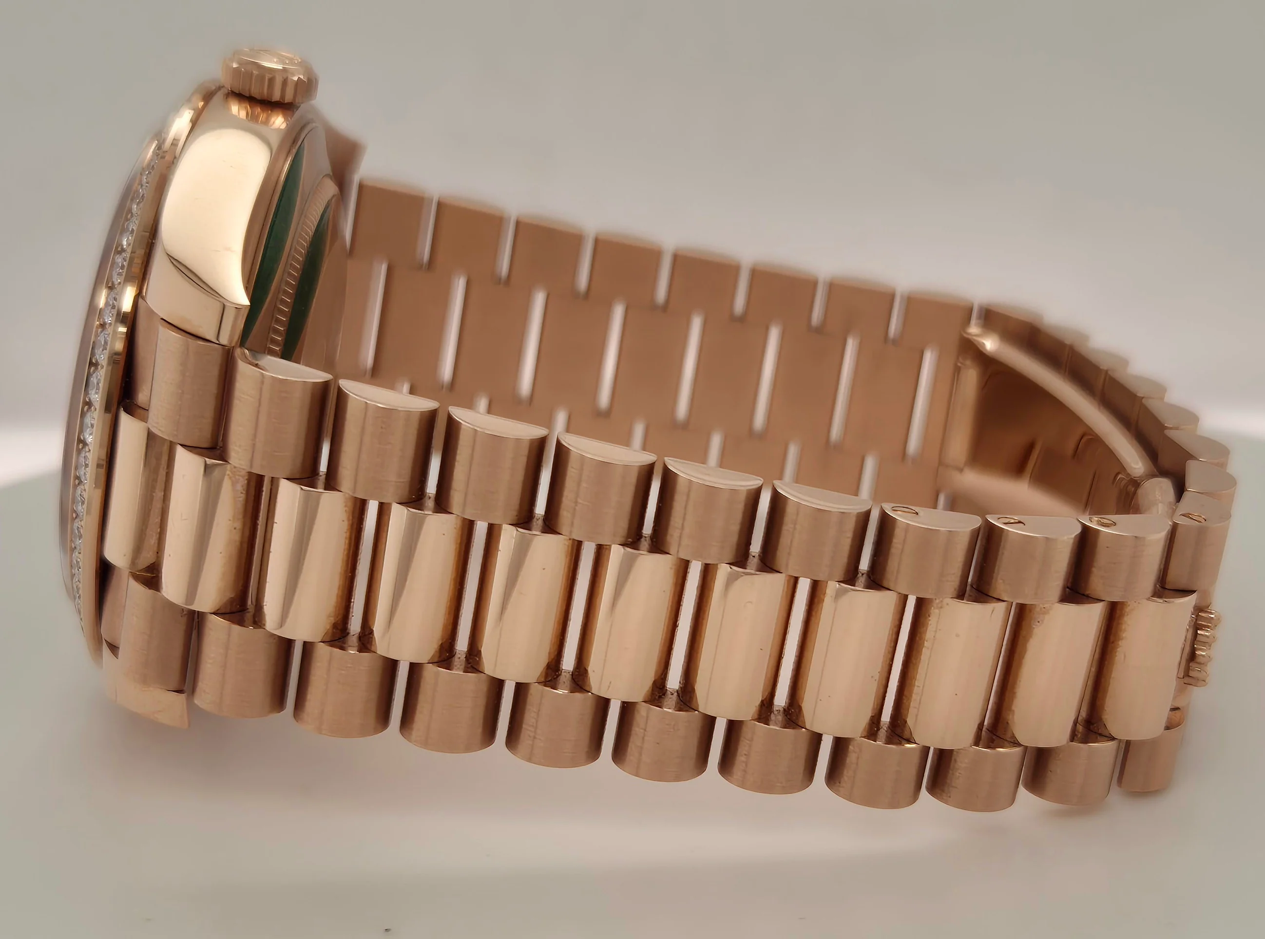 Rolex Day-Date 40 Factory Diamond Bezel Olive Green Roman Dial 228345RBR | 2022 | 40mm - Image 3