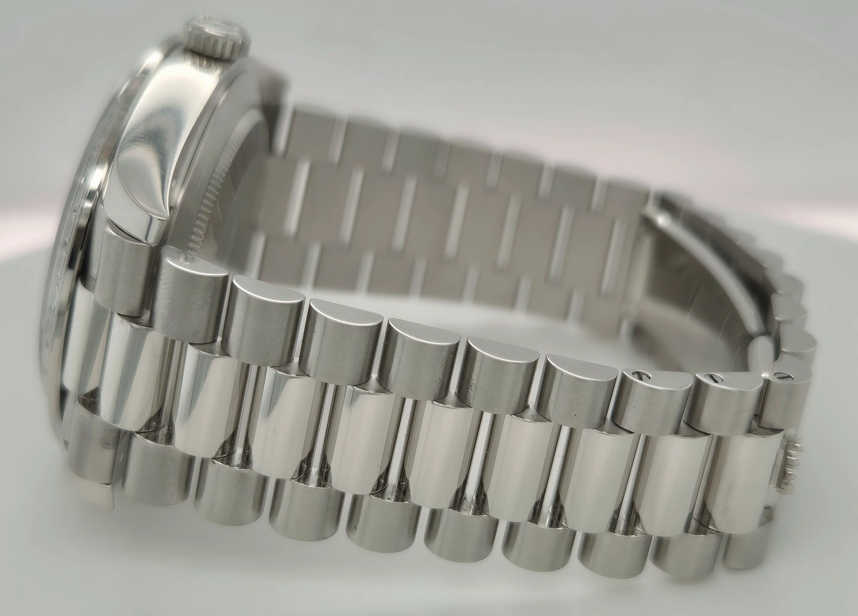 Rolex Day-Date 40 Platinum Ice Blue Factory Diamond Baguette Dial and Bezel 228396TBR | 2022 | 40mm - Image 3