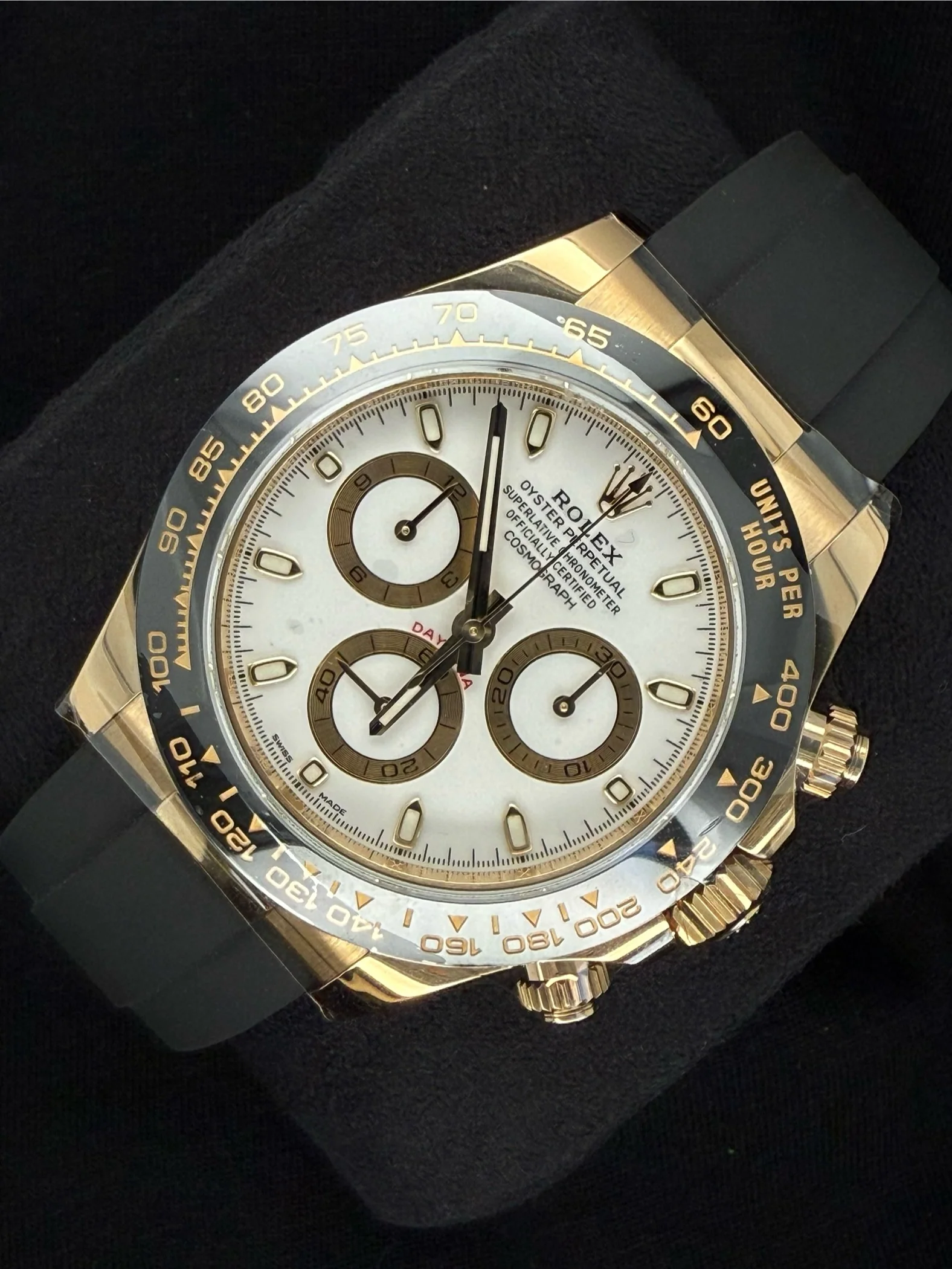 Rolex Daytona White Dial Yellow Gold Oyster Flex 116518LN | 2020 | 40mm - Image 3