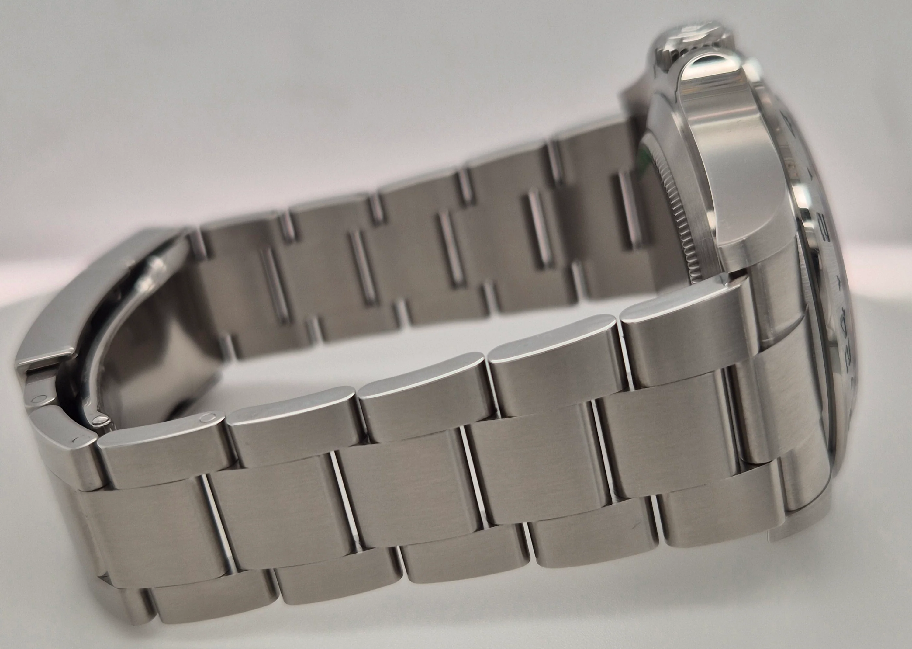 Rolex Explorer II White Polar Dial Oyster Stainless Steel 226570 | 2025 | 42mm - Image 3