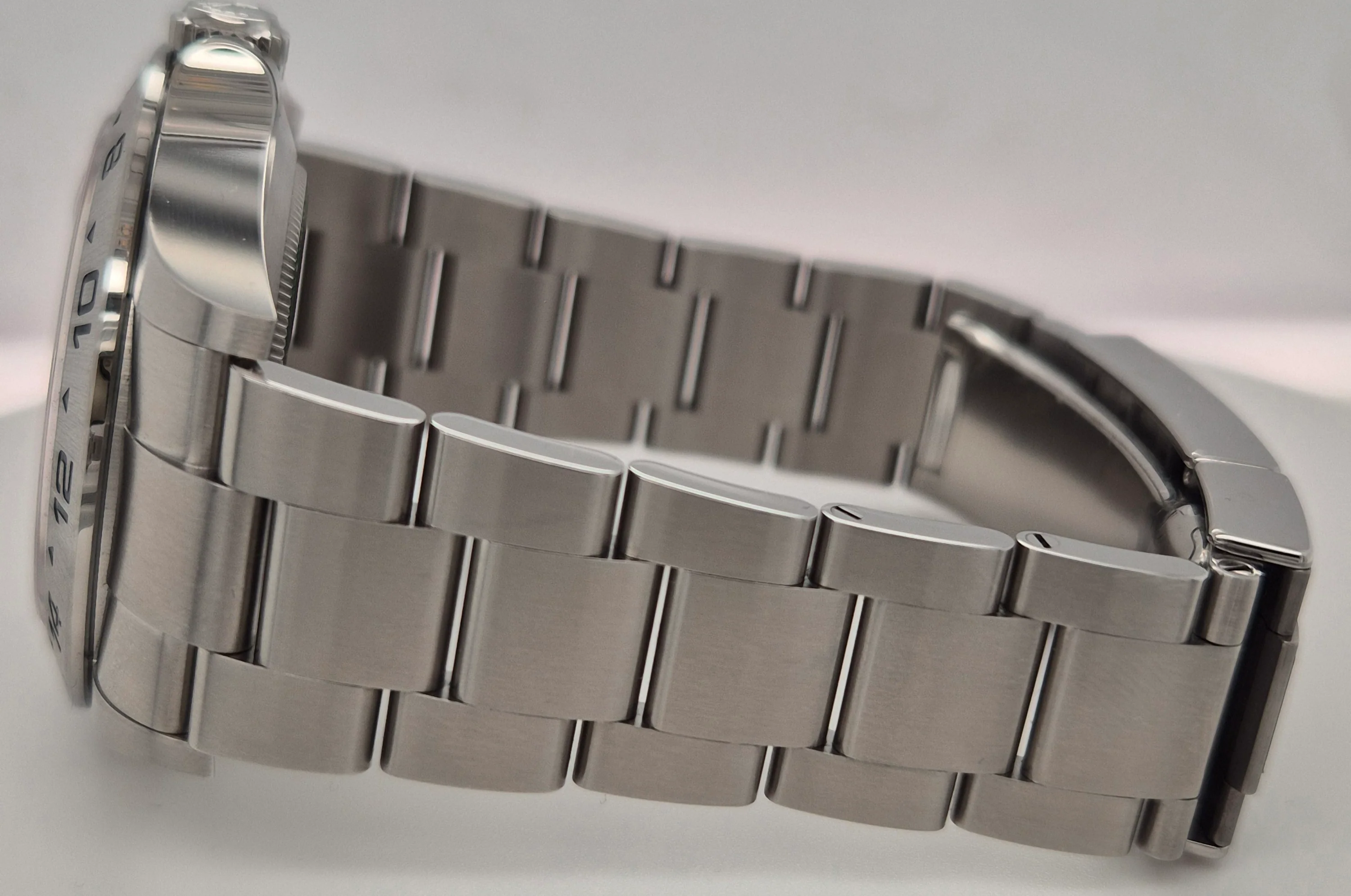 Rolex Explorer II White Polar Dial Oyster Stainless Steel 226570 | 2025 | 42mm - Image 4