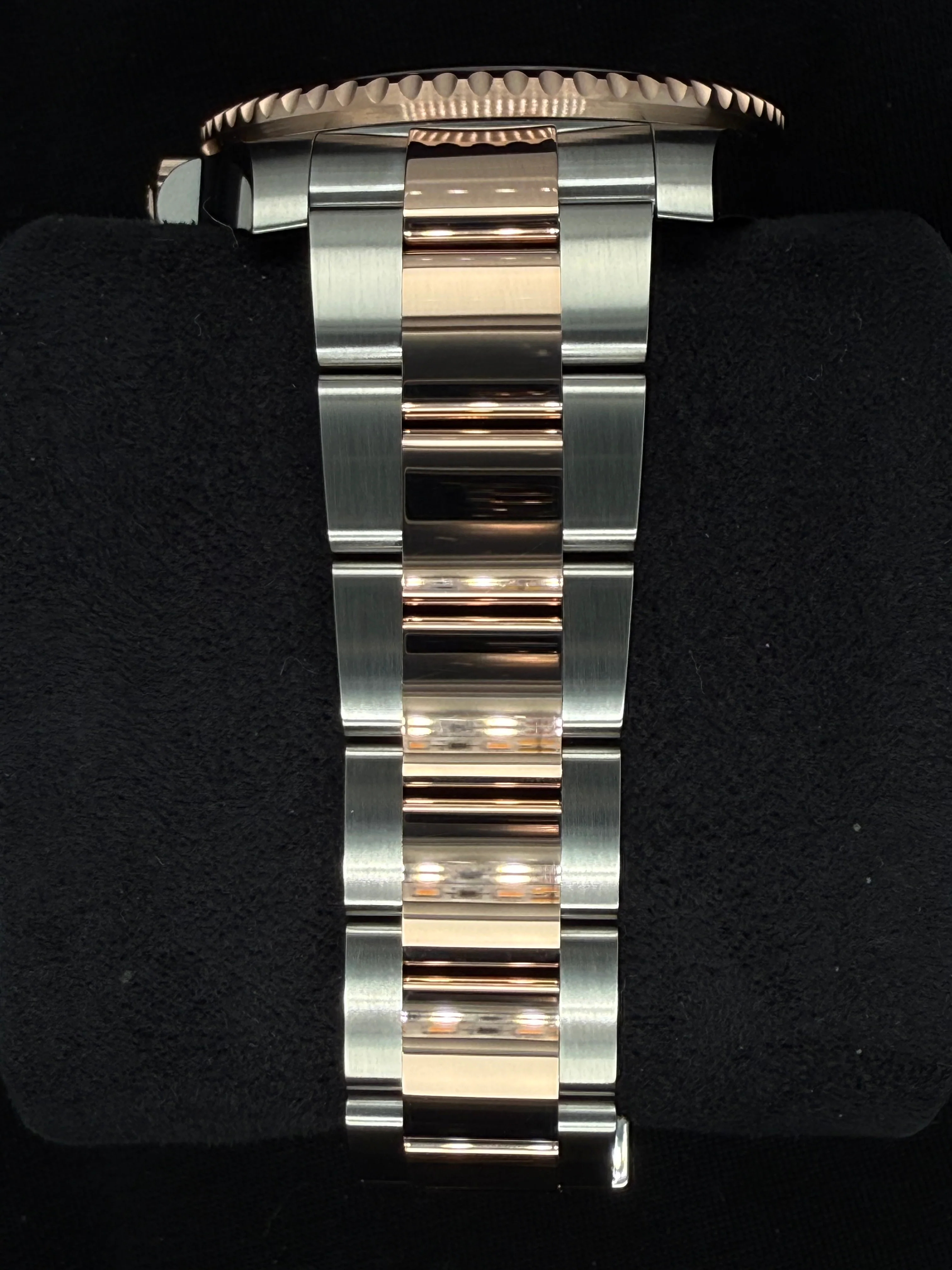 Rolex GMT-Master II Rootbeer Two Tone Everose Oyster 126711CHNR | 2025 | 40mm - Image 4