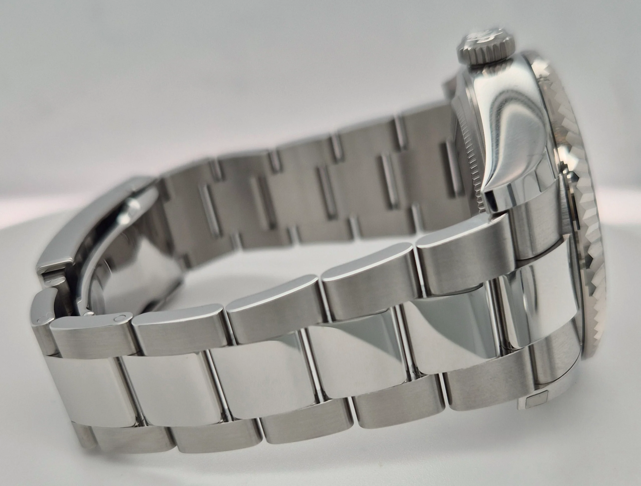 Rolex Sky-Dweller White Dial Oystersteel 336934 | 2020 | 42mm - Image 4