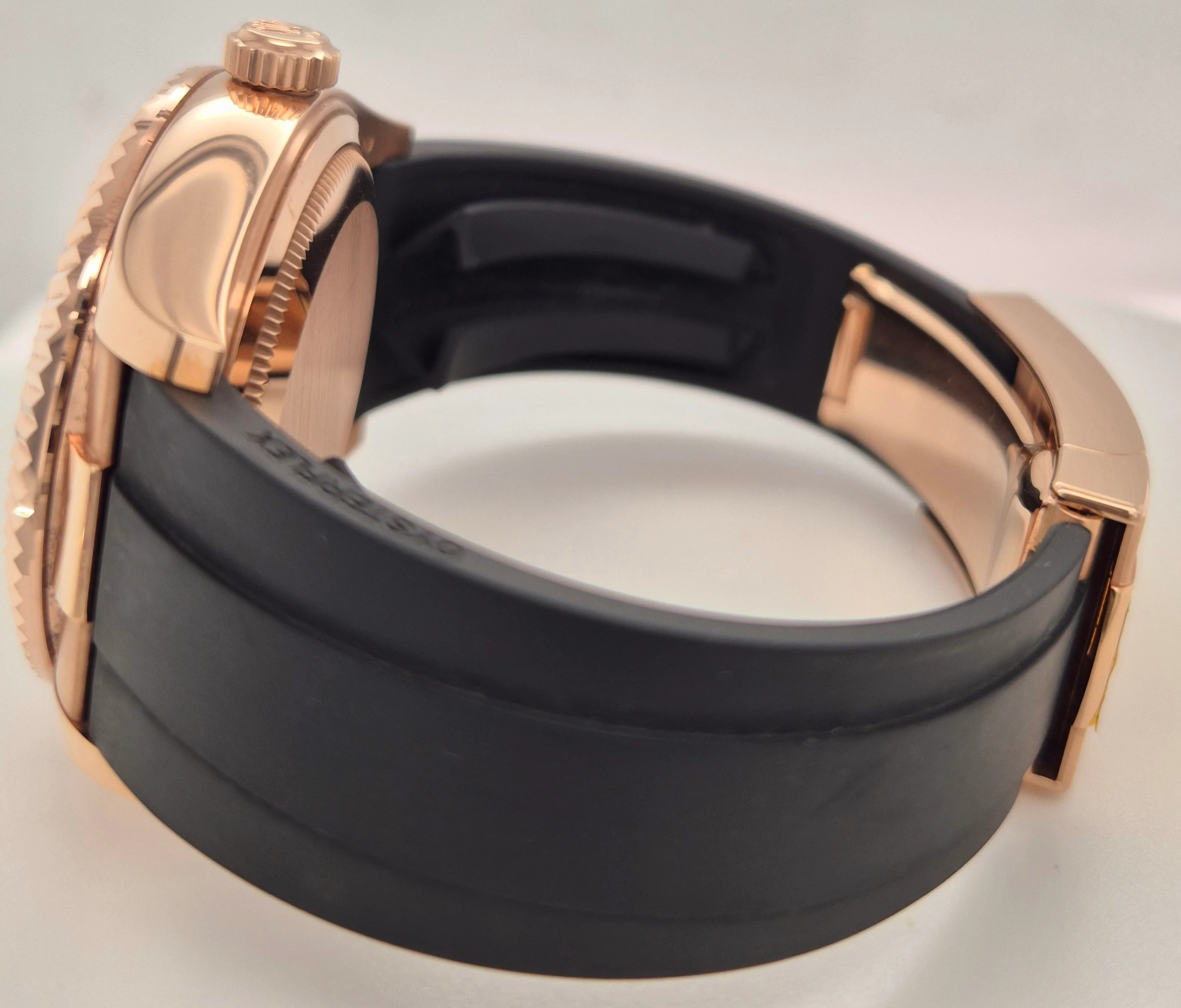 Rolex Sky-Dweller Everose Gold White Dial Oysterflex 326235 | 2022 | 42mm - Image 4