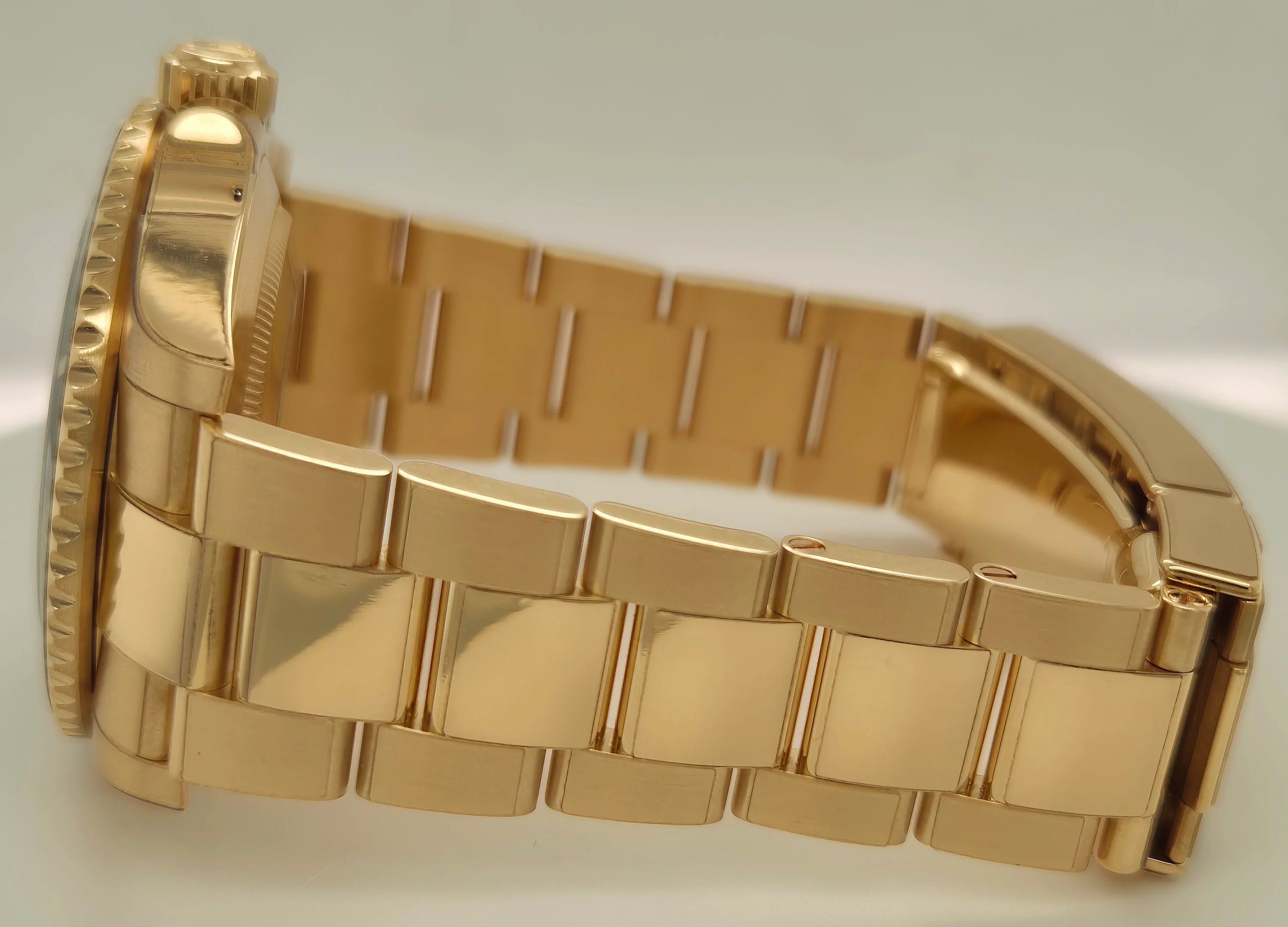 Rolex Submariner Black Dial 'Blacksy' Yellow Gold 126618LN | 2024 | 41mm - Image 3