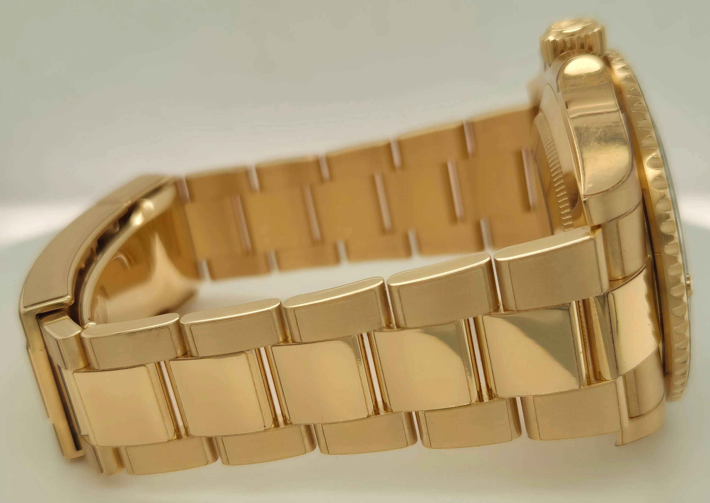 Rolex Submariner Black Dial 'Blacksy' Yellow Gold 126618LN | 2024 | 41mm - Image 4