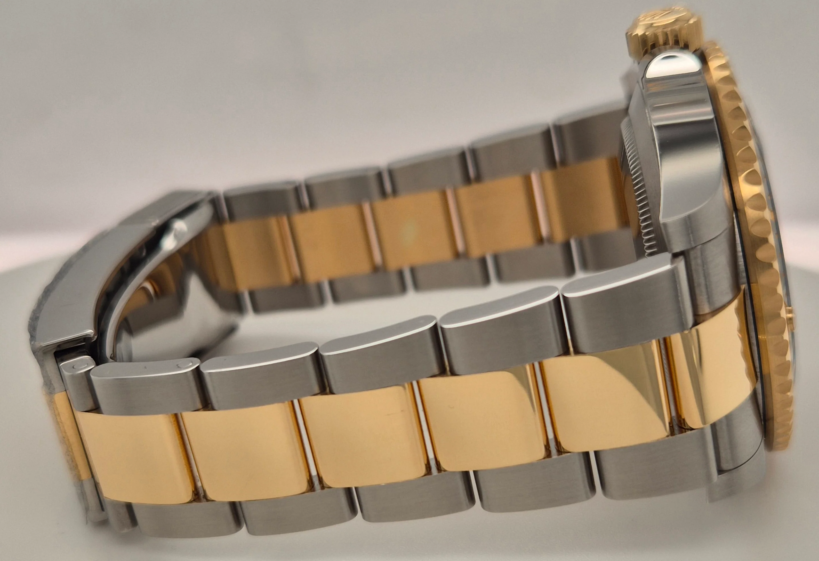 Rolex Submariner Date "Blacksy" Black Dial Two Tone Yellow Gold Black Ceramic 126613LN | 2023 | 41mm - Image 4