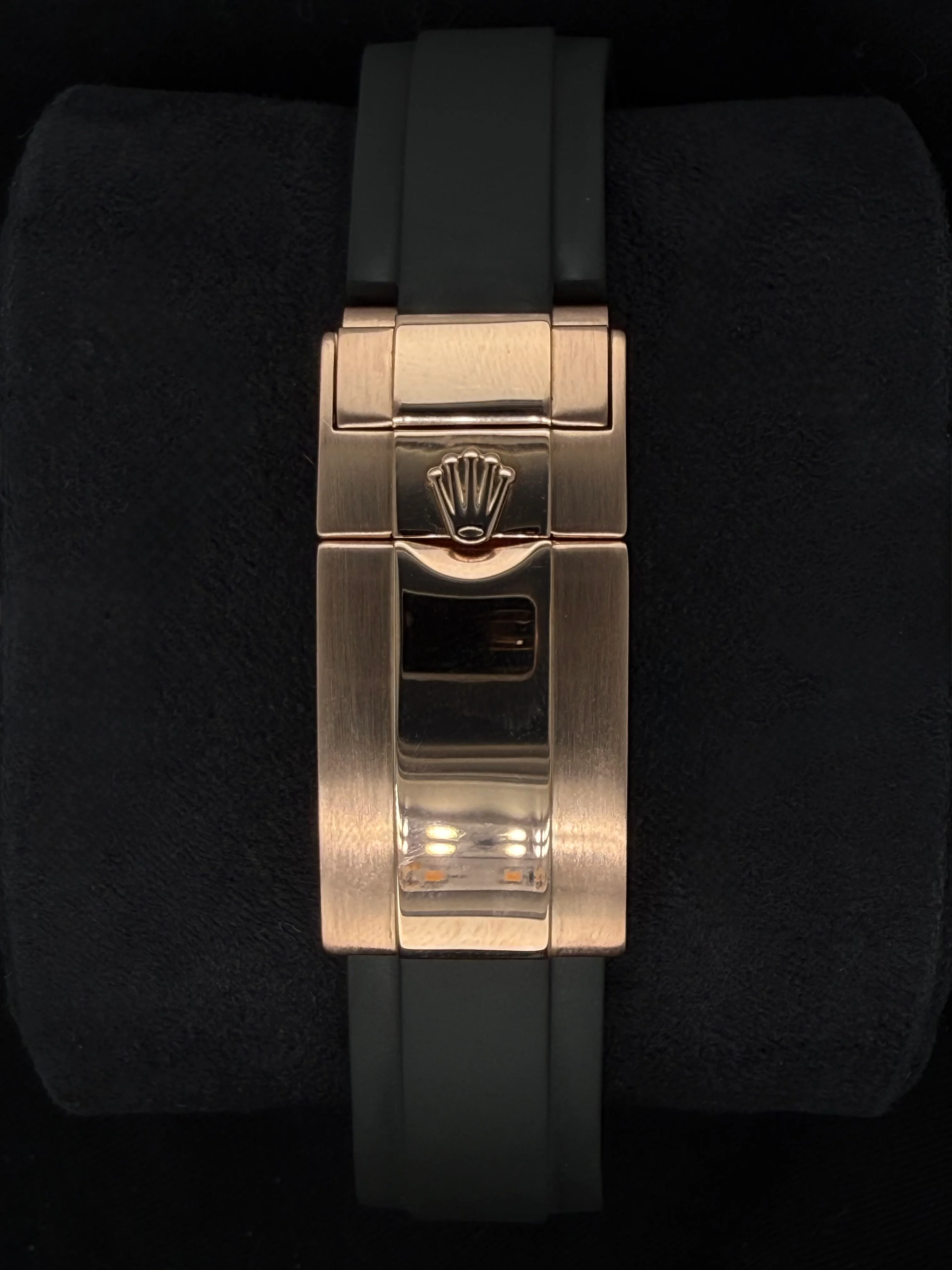 Rolex Yacht-Master 40 Black Dial Everose Gold Oysterflex After-Market Bezel 116655 | 2019 | 40mm - Image 6